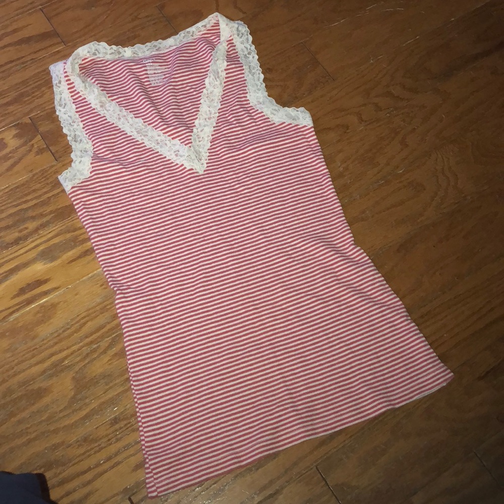 GAP Lace V neck Tank